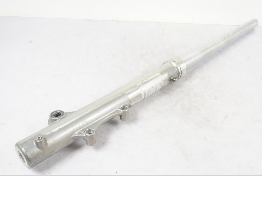 Framsidan på Gaffelben från en Kawasaki KL 650A -1987 motorcykel.