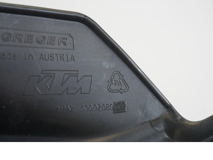 Snett uppifrån på Handskydd från en KTM 640 LC4 SM -2005 motorcykel.