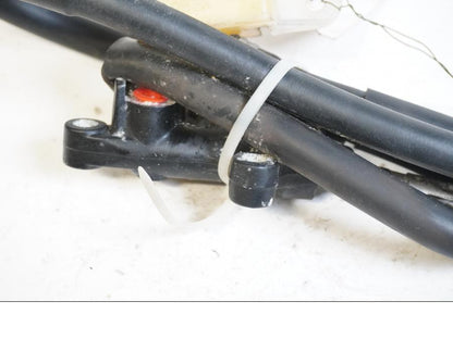 Höger sida på Bromshuvudcylinder från en Yamaha MT-01 -2005 motorcykel.