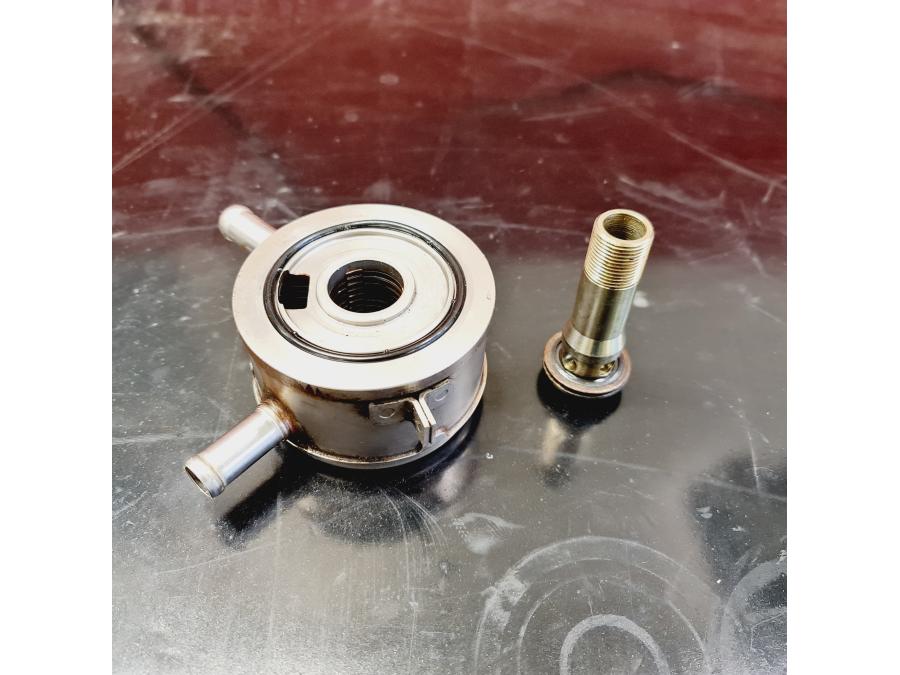 Framsidan på Oljevattenkyl från en Yamaha YZF R6 -2000 motorcykel.