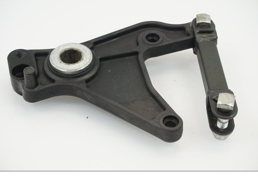 Snett uppifrån på Bromsoksfäste från en Kawasaki Z 1000 -2014 motorcykel.