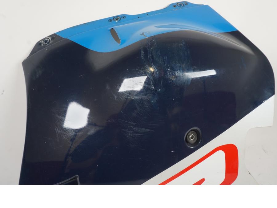 Snett uppifrån på Magkåpa från en Suzuki GSX-R 1100 -1986 motorcykel.