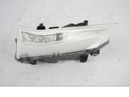 Baksidan på Strålkastare från en KTM 1290 Super Duke -2019 motorcykel.