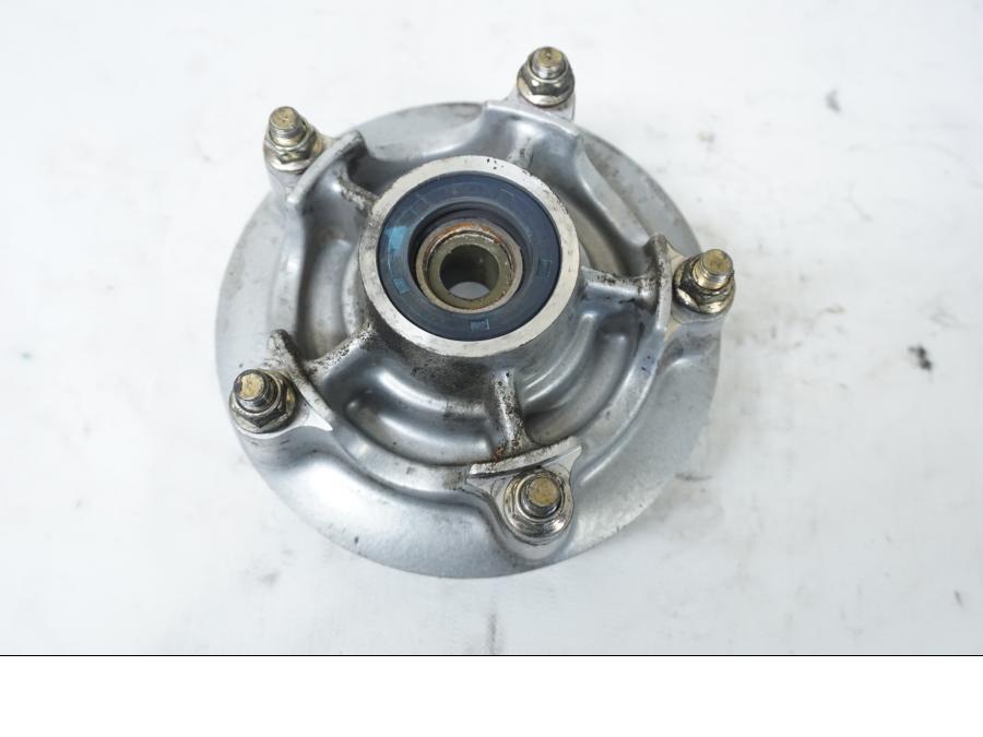 Framsidan på Drevfäste från en Triumph Bonneville -2001 motorcykel.