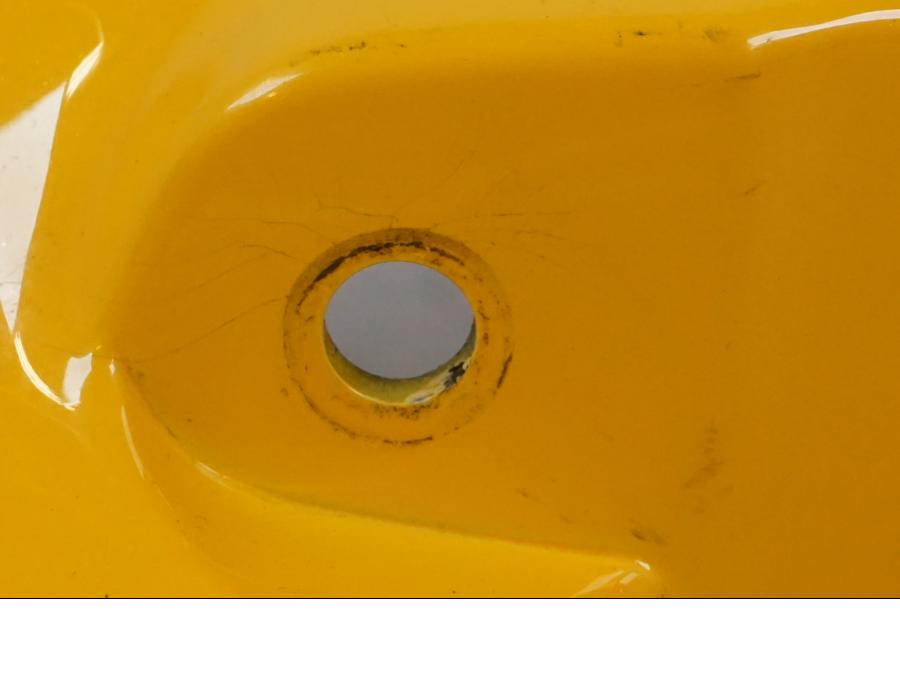 Vänster sida på Framskärm från en Suzuki SV 650 -1999 motorcykel.