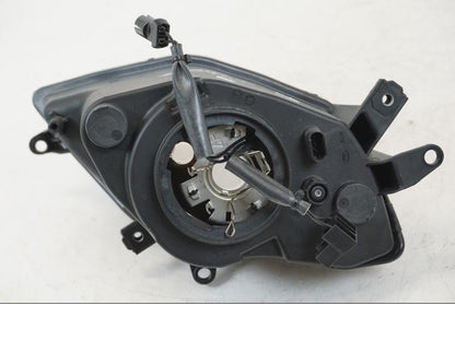 Snett uppifrån på Strålkastare från en BMW S 1000 XR -2014 motorcykel.