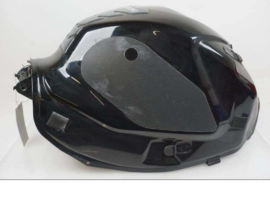 Snett uppifrån på Bensintank från en Suzuki GSX-R 1000 -2007 motorcykel.