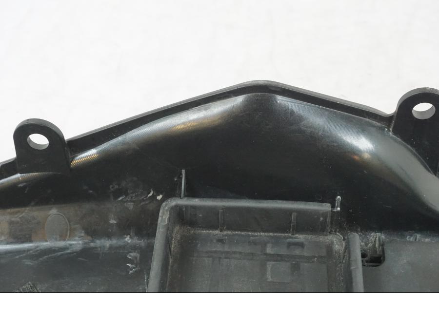 Extrabild1 på Undertail från en KTM 690 Duke -2015 motorcykel.