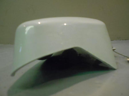 Snett uppifrån på Sidopanel från en Suzuki M 1800 -2010 motorcykel.