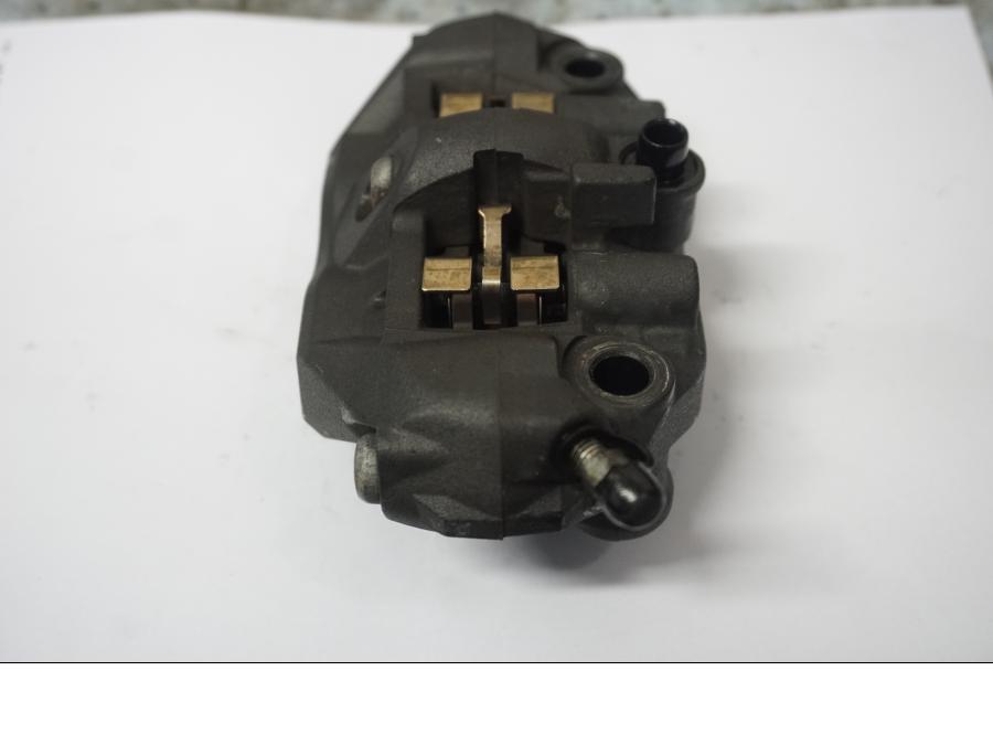 Baksidan på Bromsok från en Honda CBR 1000 RR -2007 motorcykel.