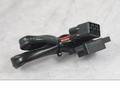 Baksidan på Växelindikator från en KTM 1290 Super Duke R -2022 motorcykel.