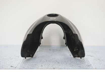 Vänster sida på Bensintankskåpa från en BMW F 650 -1998 motorcykel.