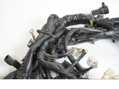 Vänster sida på Kabelstam från en Kawasaki VN 1700 Classic Tourer -2009 motorcykel.