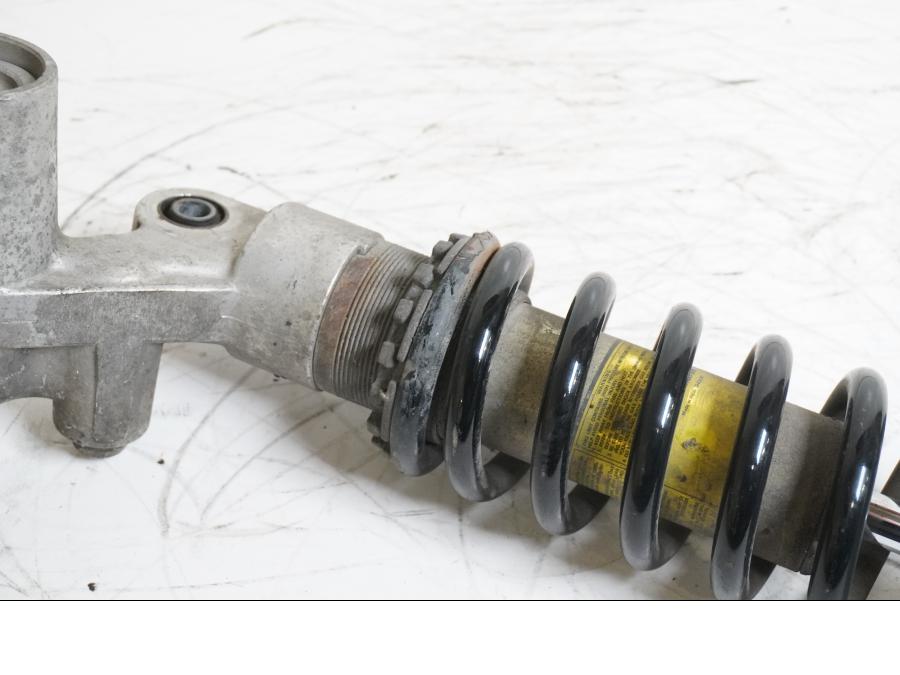 Höger sida på Stötdämpare från en Suzuki GSX-R 750 -1997 motorcykel.