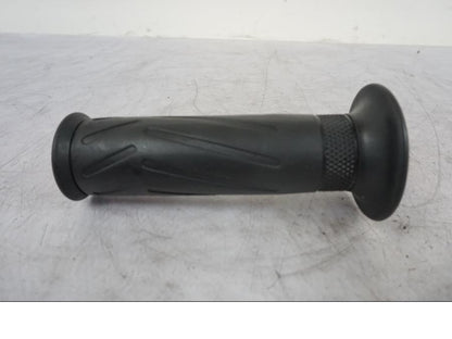 Baksidan på Handtag från en Yamaha MT-09 -2020 motorcykel.