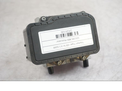 Extrabild1 på ABS Modulator från en Triumph Tiger -2009 motorcykel.