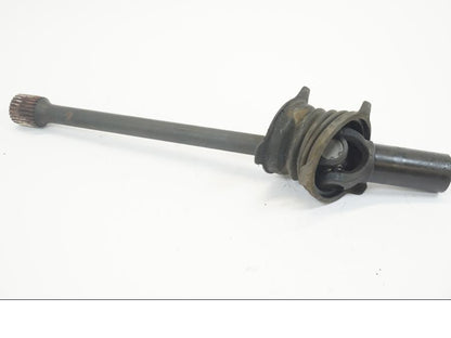 Höger sida på Kardanaxel från en Triumph Rocket III -2007 motorcykel.