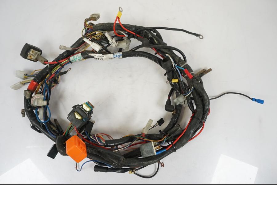 Framsidan på Kabelstam från en Aprilia RS 125 -2000 motorcykel.