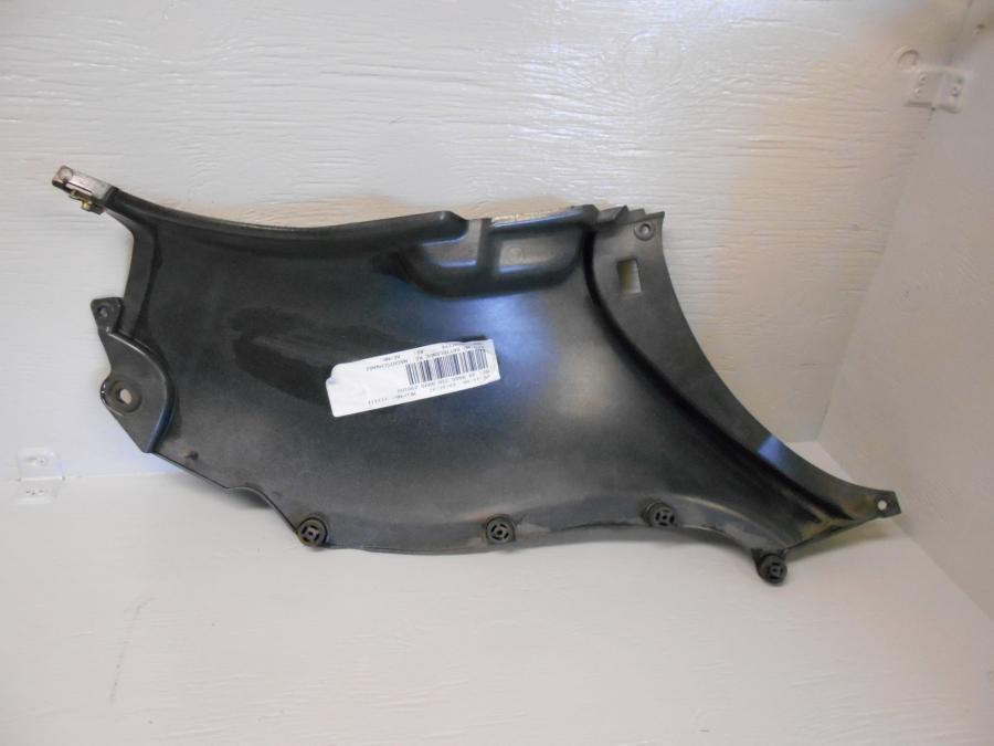 Höger sida på Sidopanel från en BMW K 1200 LT -2007 motorcykel.