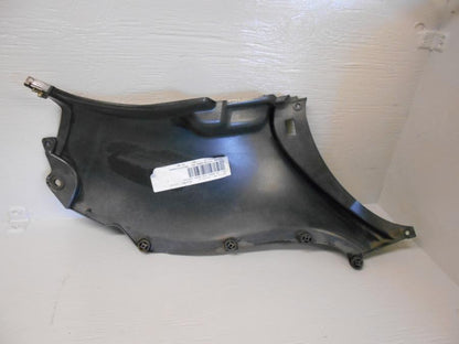 Höger sida på Sidopanel från en BMW K 1200 LT -2007 motorcykel.