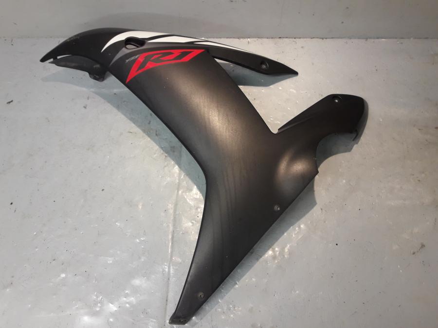 Höger sida på Sidkåpa från en Yamaha YZF 1000 R1 -2003 motorcykel.