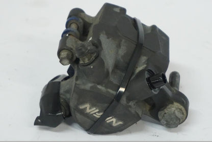 Framsidan på Bromsok från en Honda CB 500 X -2015 motorcykel.