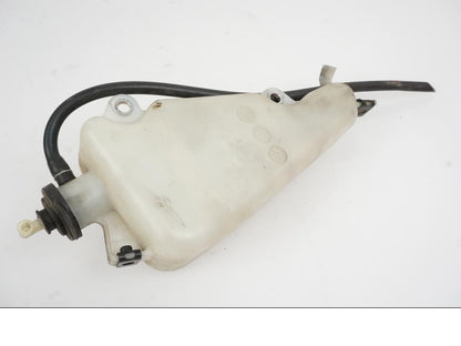 Vänster sida på Vattenexpansionskärl från en Yamaha YZF R6 -2006 motorcykel.