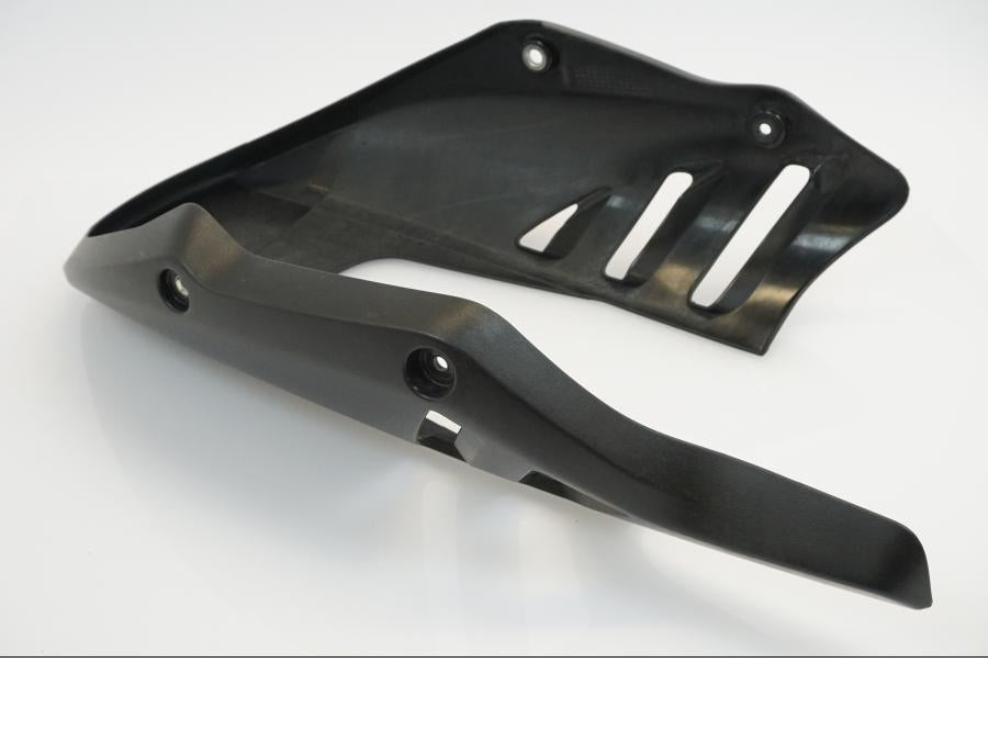 Baksidan på Magkåpa från en Kawasaki ER-6N -2009 motorcykel.