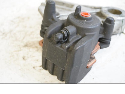 Baksidan på Bromsok från en Kawasaki ZX-9R -1994 motorcykel.