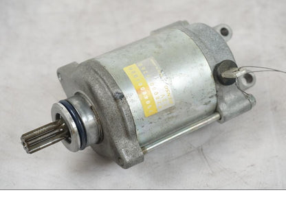 Framsidan på Startmotor från en KTM 690 SM R -2009 motorcykel.