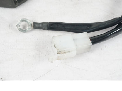 Snett nerifrån på Likriktare från en KTM 690 Duke -2015 motorcykel.