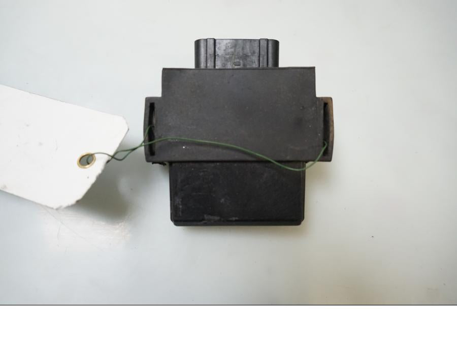 Baksidan på CDI / ECU från en Honda CBR 125 R -2008 motorcykel.