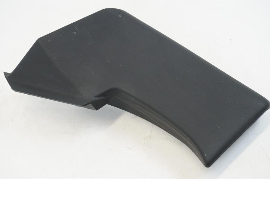 Framsidan på Spoiler från en Ducati Streetfighter V4 -2020 motorcykel.