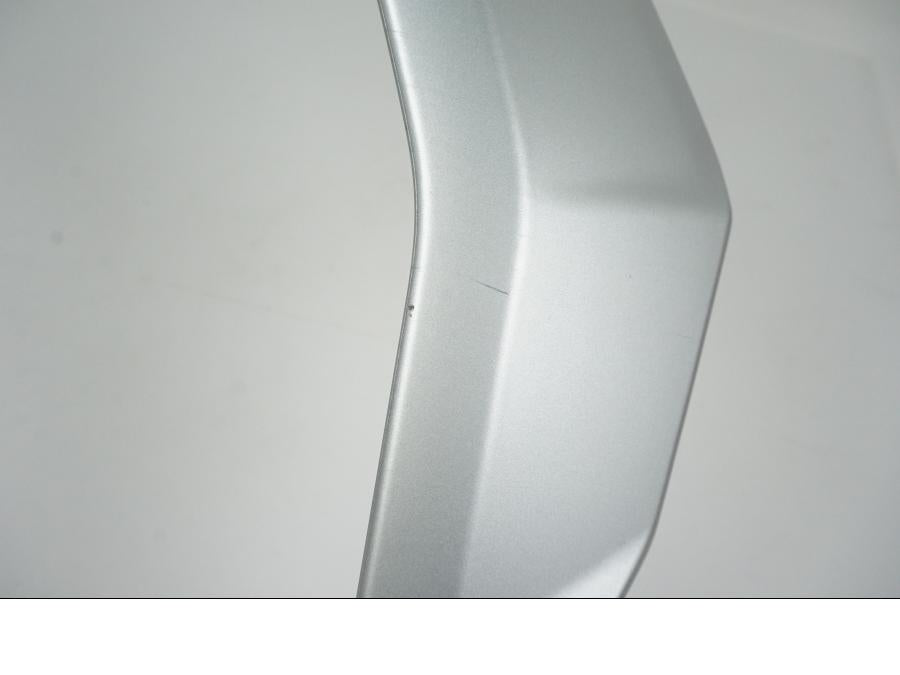 Extrabild3 på Vattenkylkåpa från en Ducati Streetfighter V2 -2023 motorcykel.