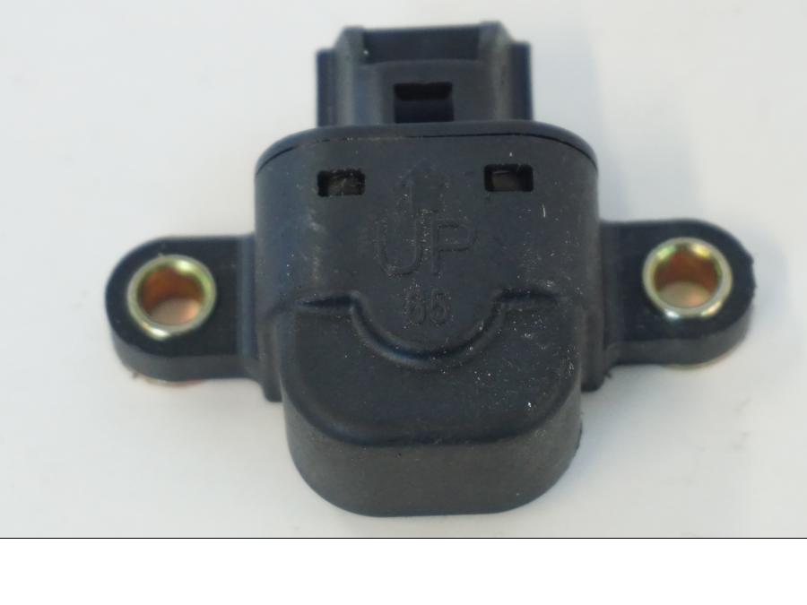 Baksidan på Tilt Sensor från en Kymco Agility 125 -2019 scooter.