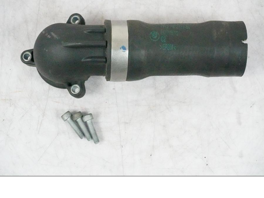 Framsidan på Vattenrör från en BMW K 1200 S -2005 motorcykel.