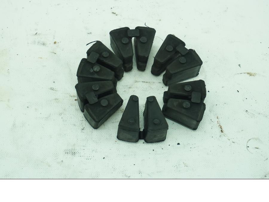 Framsidan på Ryckutjämnare från en Yamaha TRX 850 -1996 motorcykel.