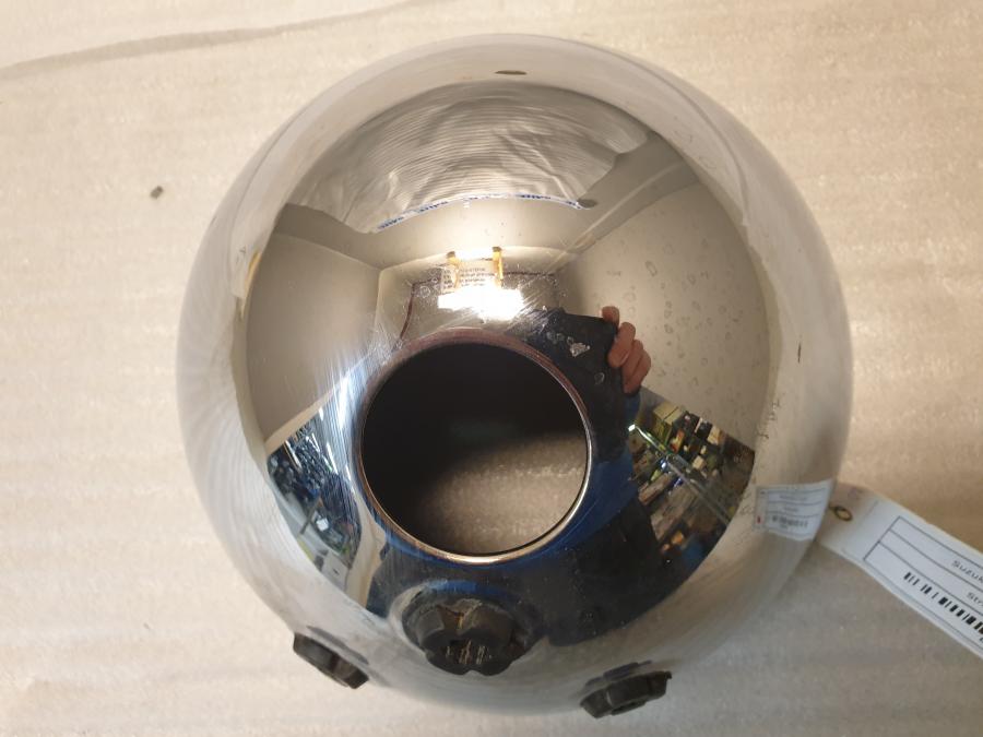 Framsidan på Strålkastarhus från en Suzuki VL 1500 -2006 motorcykel.