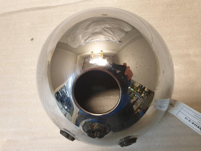 Framsidan på Strålkastarhus från en Suzuki VL 1500 -2006 motorcykel.