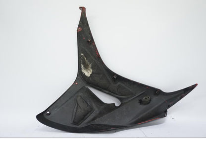 Baksidan på Sidkåpa från en Honda CBR 1000 RR -2006 motorcykel.