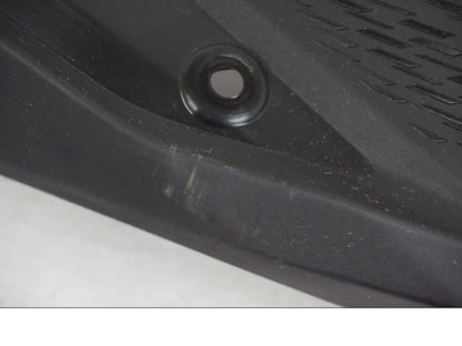 Baksidan på Sidopanel från en KTM 390 Adventure -2021 motorcykel.