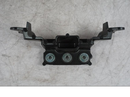 Vänster sida på Bensintankfäste från en Yamaha MT-09 -2024 motorcykel.