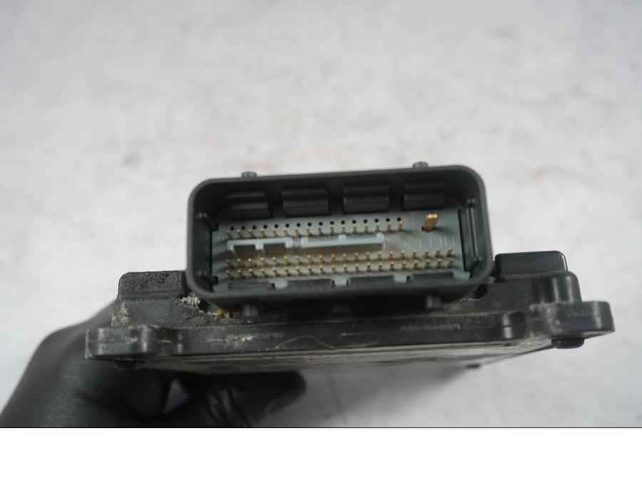 Vänster sida på CDI / ECU från en H-D Touring Street Glide FLHX -2009 motorcykel.