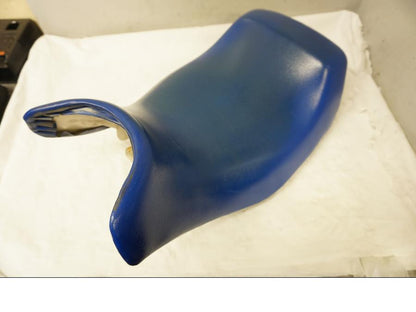 Baksidan på Sadel från en Suzuki GSX 600 F -1988 motorcykel.