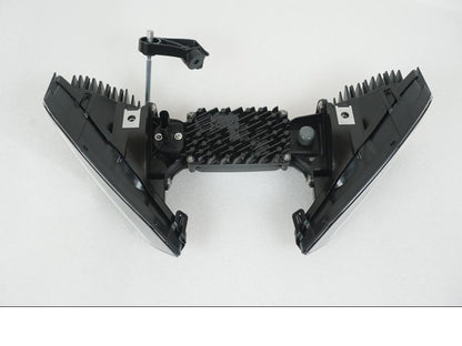 Baksidan på Strålkastare från en BMW S 1000 RR -2021 motorcykel.