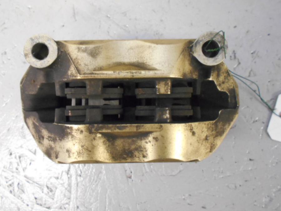 Höger sida på Bromsok från en Aprilia RSV 1000 R Tuono -2006 motorcykel.