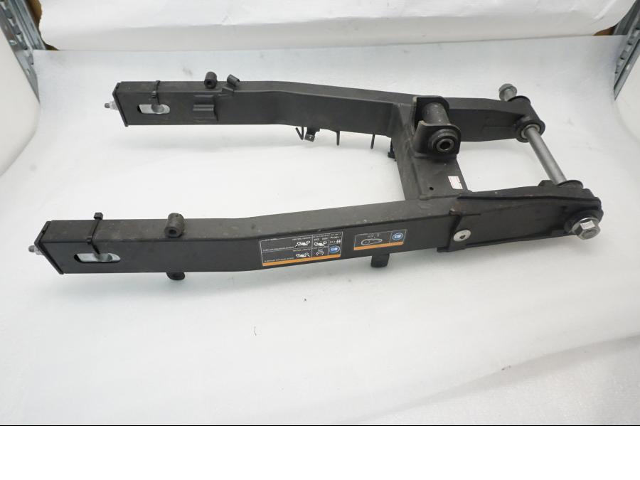 Framsidan på Sving från en Kawasaki Z 400 -2020 motorcykel.