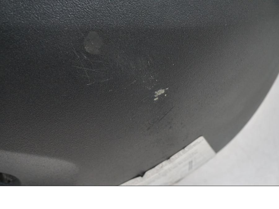 Snett nerifrån på Sving från en Ducati Hyperstrada -2013 motorcykel.