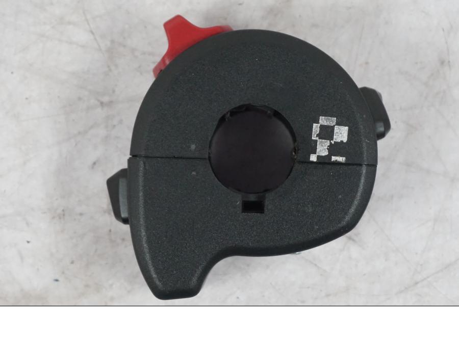 Baksidan på Styrelreglage från en Ducati Multistrada V4 -2024 motorcykel.