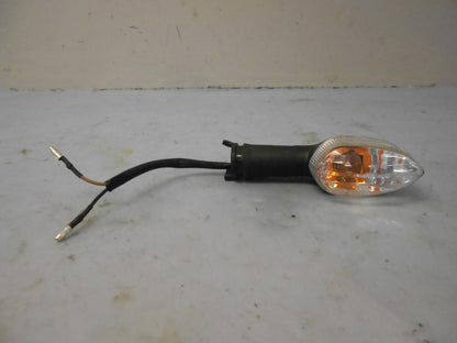 Baksidan på Blinkers från en Yamaha YS 125 -2017 motorcykel.